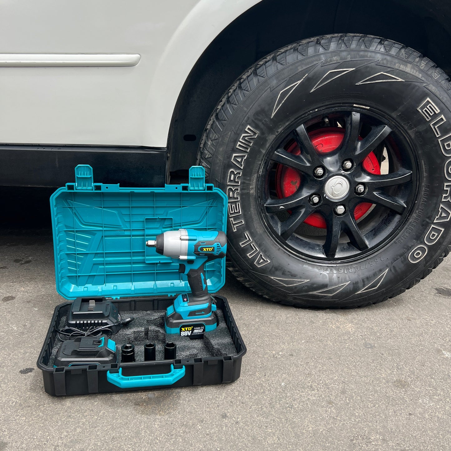 Llave de Impacto 88v