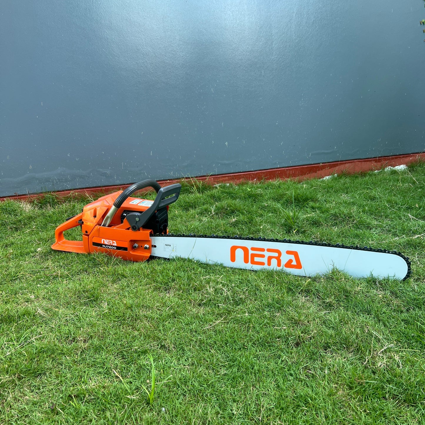 Motosierra Espada de 30 Pulgadas